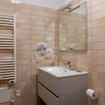 Aparthotel Mirage 3*