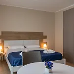Aparthotel Mirage 3*