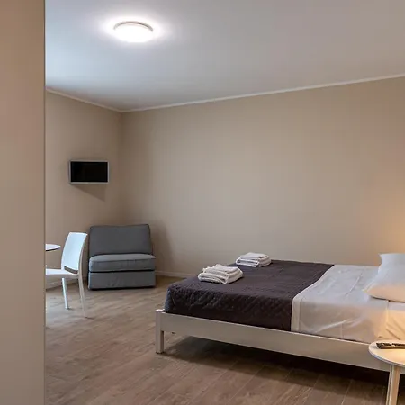 Mirage Ξενοδοχείο με διαμερίσματα 3*